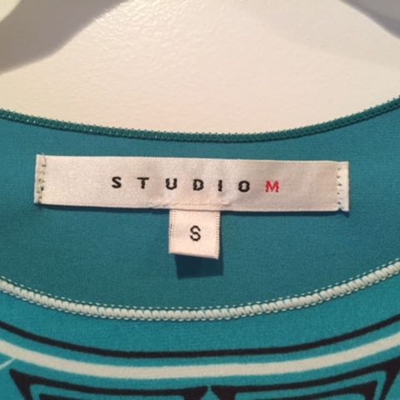 Studio M by Max Studio Dress size Small - Picture 4 of 4